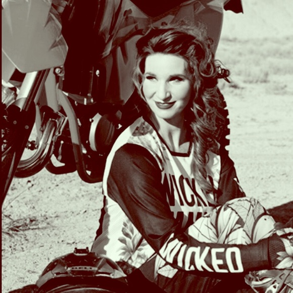 Meet your Posher, Kamie - Picture 1 of 1